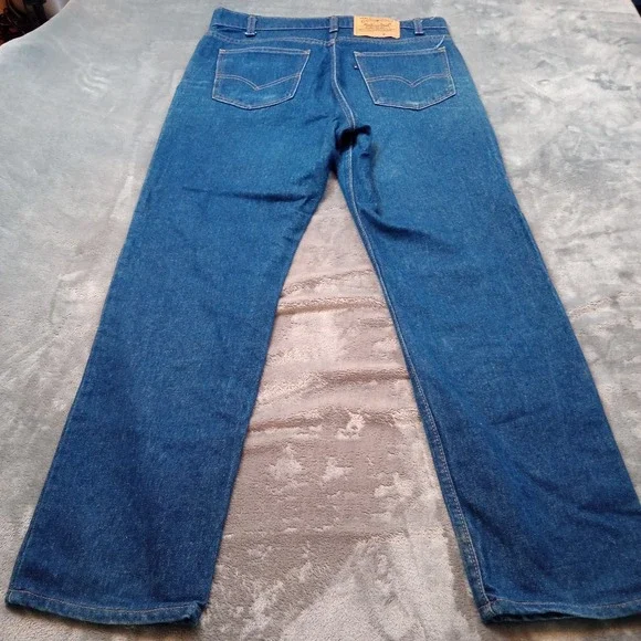 Vintage Levis 509 Jeans Size 34 Red Batwing Paper Tag USA Made 100% Cotton Blue